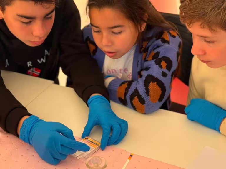 Taller "El agua bajo la lupa" | Laboratorio Ambiental de Salto Grande