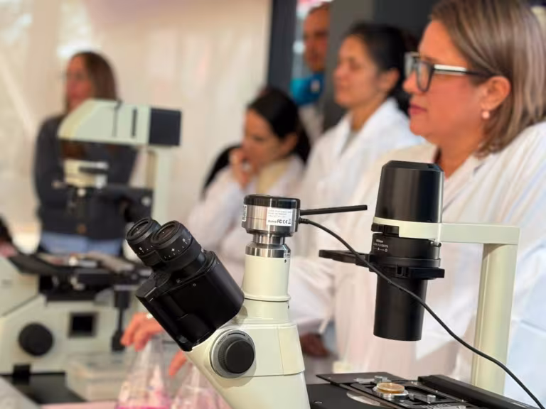 Taller "El agua bajo la lupa" | Laboratorio Ambiental de Salto Grande